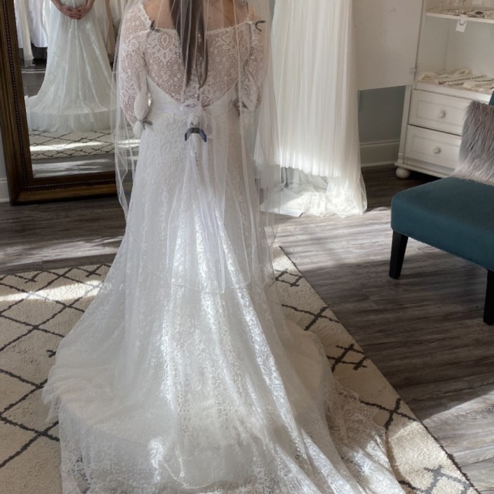 Bonny Bridal Wedding Dress